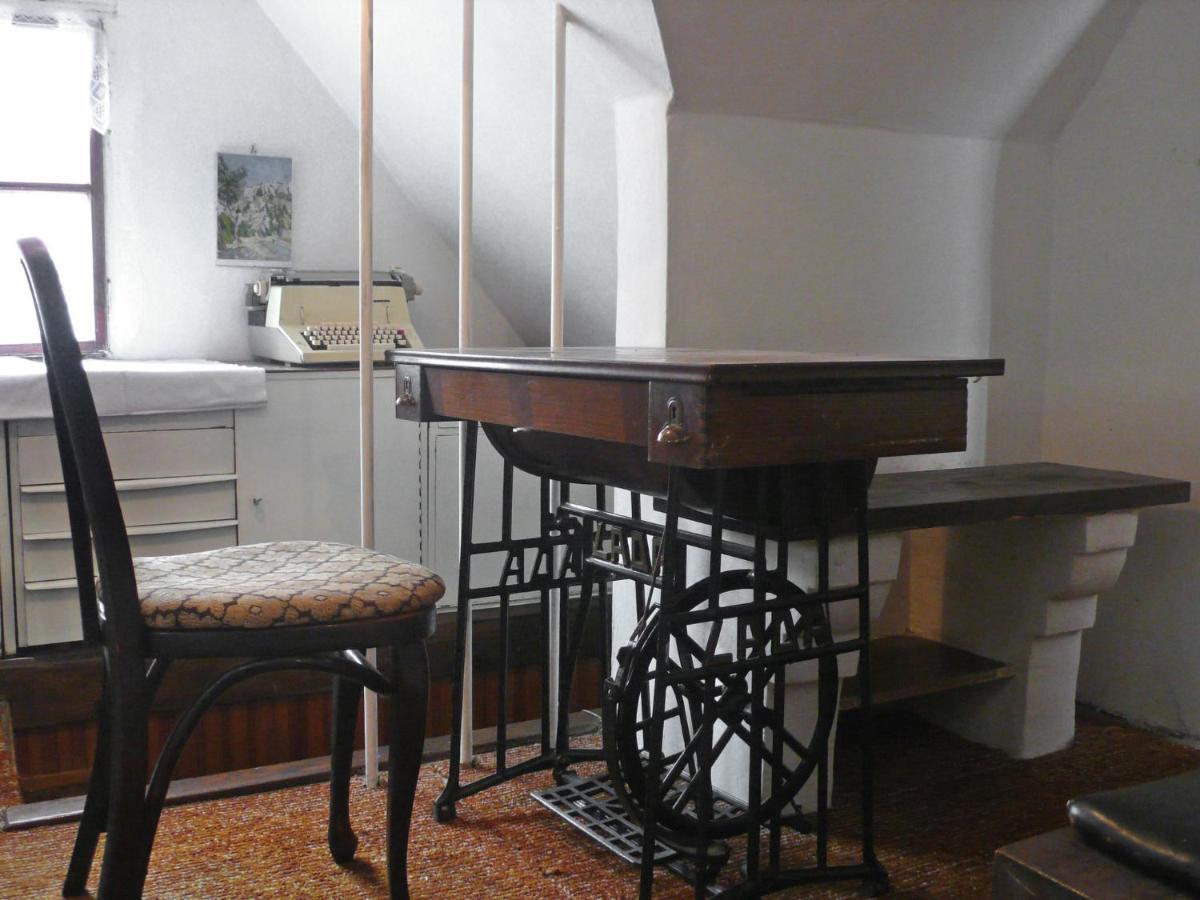 Apartment Nerudova By Interhome Prága Kültér fotó